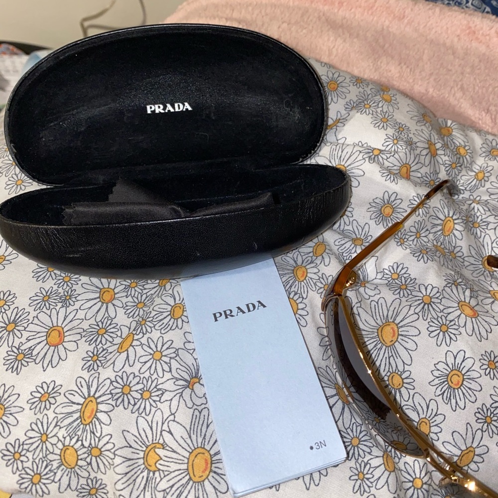 PRADA sunglasses 😍